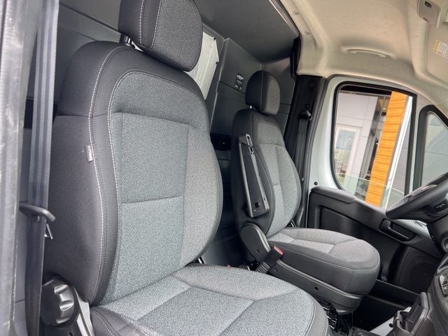 2025 RAM ProMaster 2500 High Roof 159 WB