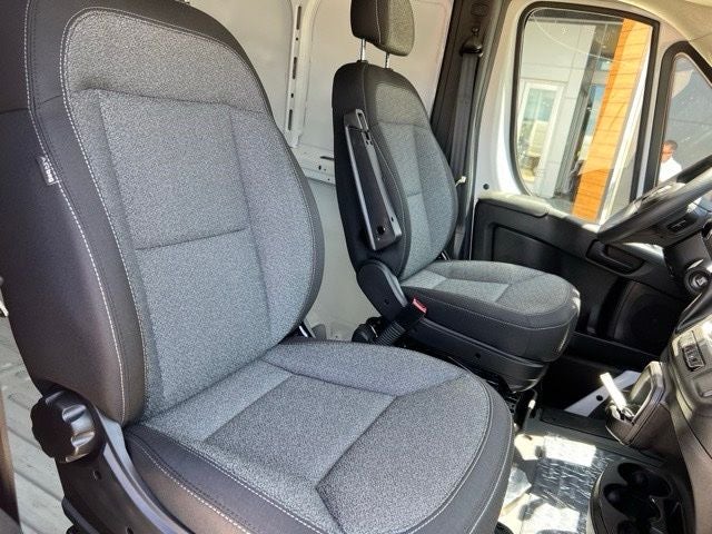 2025 RAM ProMaster 2500 High Roof 159 WB