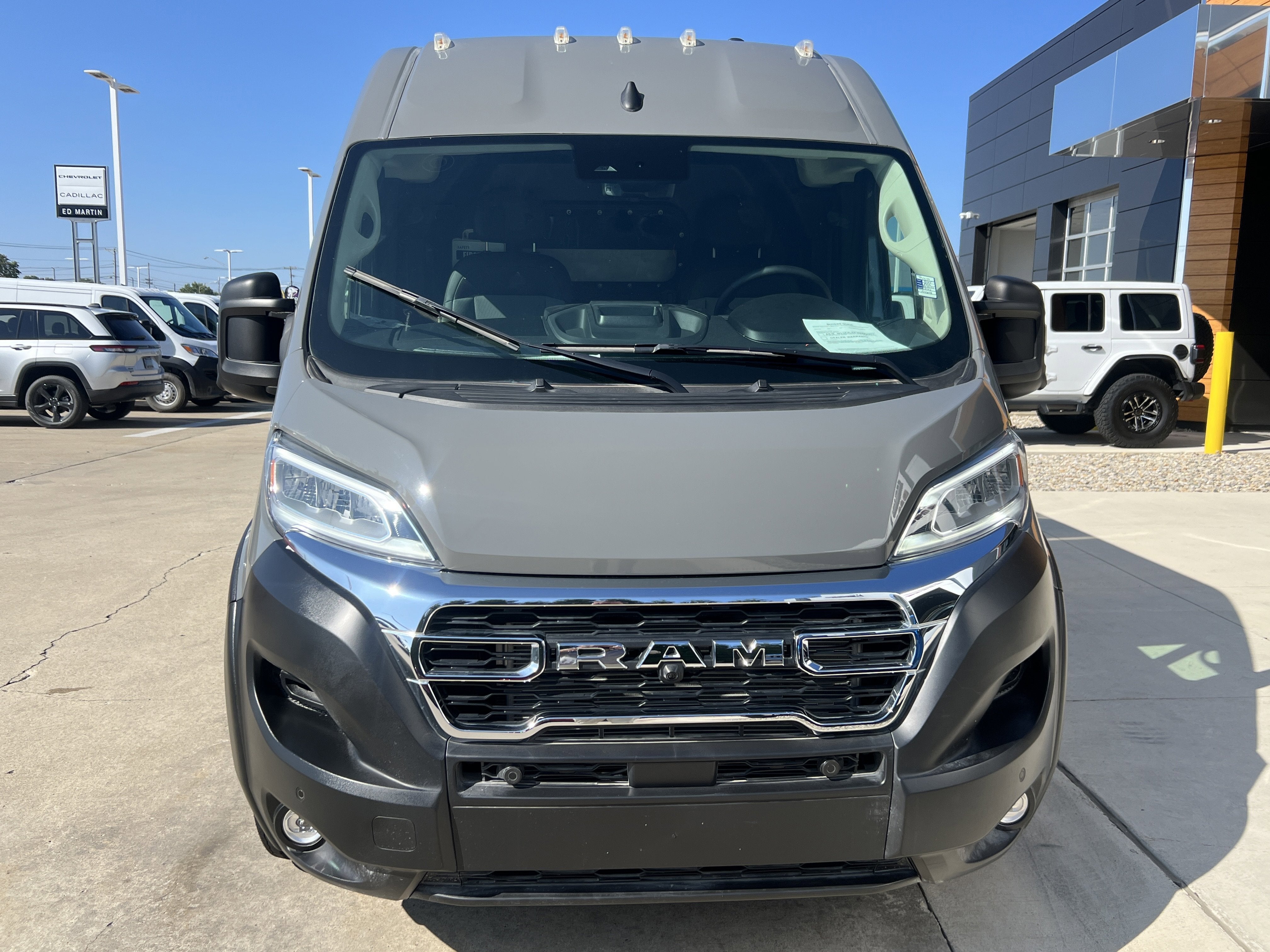 2025 RAM ProMaster 2500 SLT