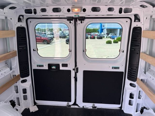 2025 RAM ProMaster 2500 Base 136 WB