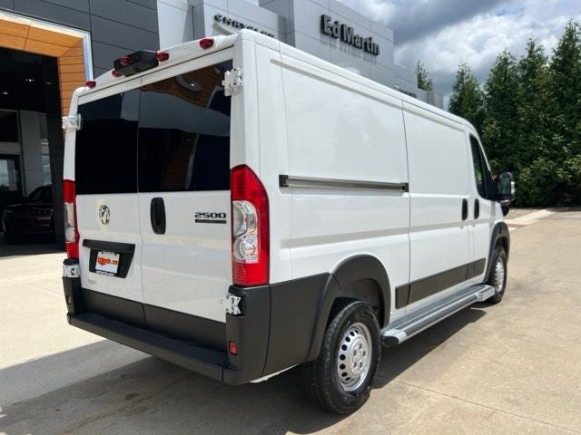 2025 RAM ProMaster 2500 Base 136 WB