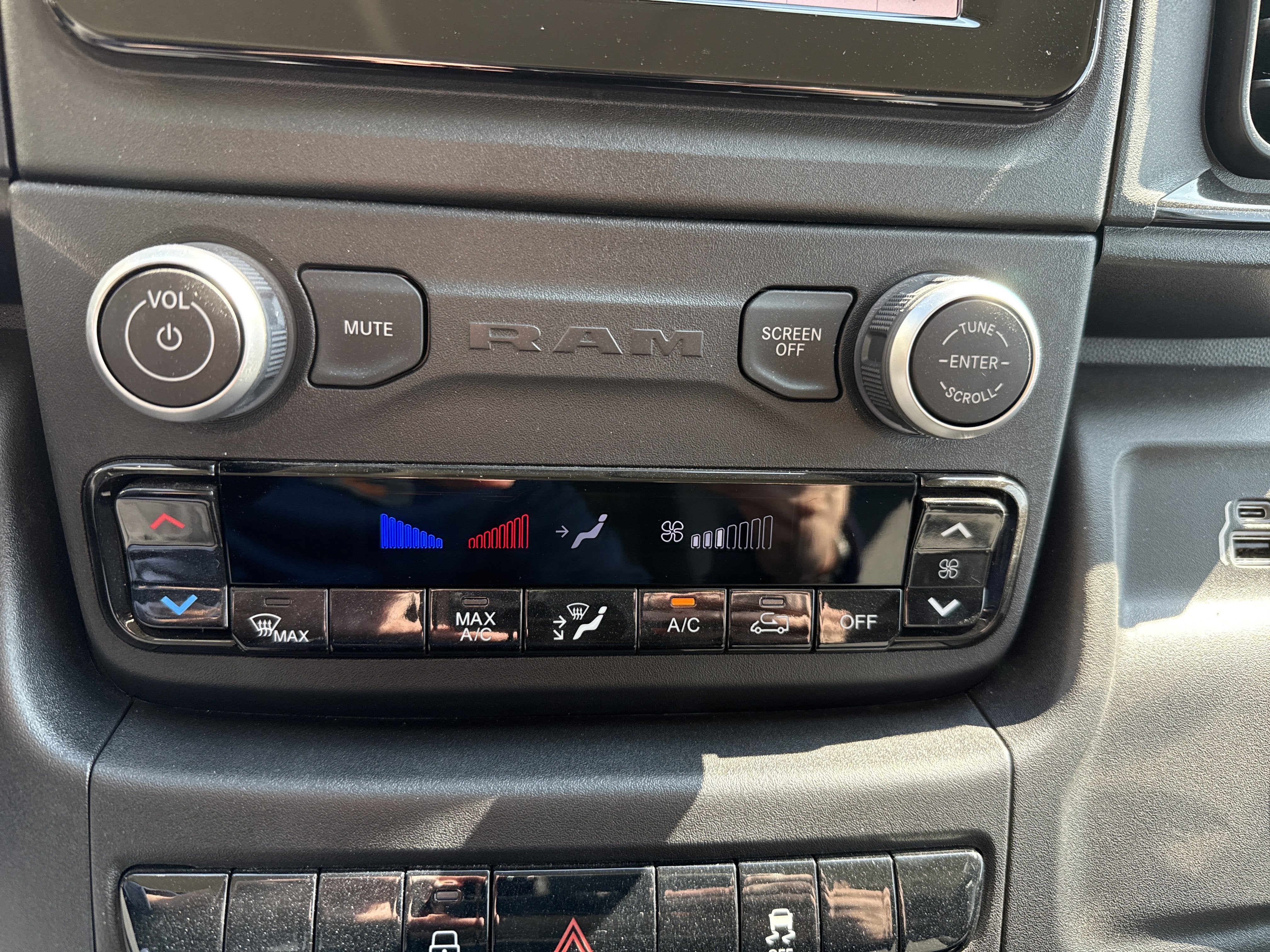 2025 RAM ProMaster 2500 Tradesman