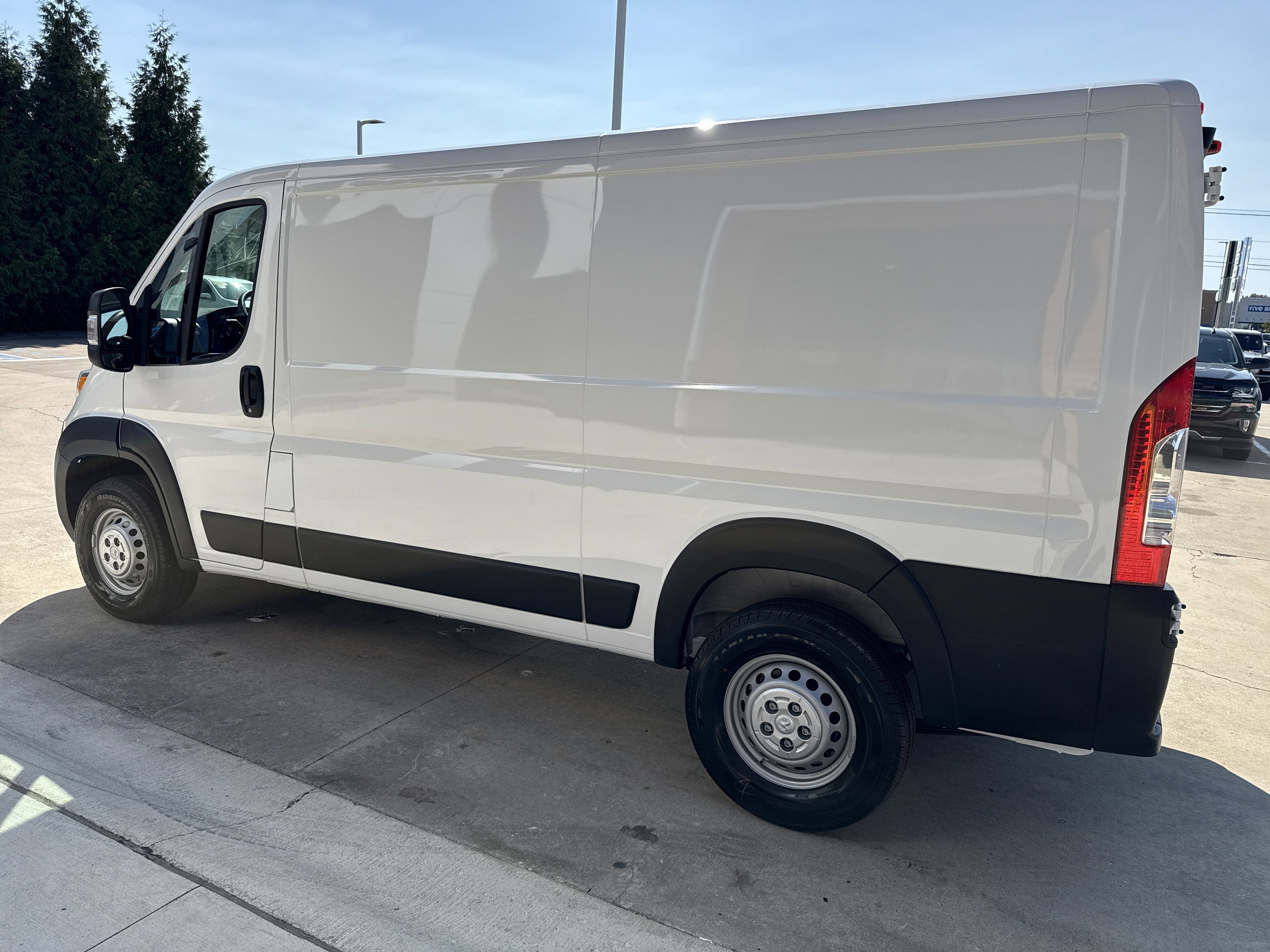 2025 RAM ProMaster 2500 Tradesman