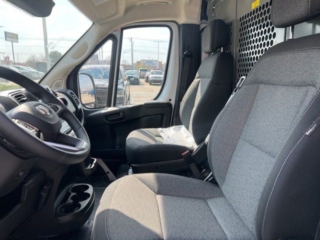 2025 RAM ProMaster 2500 SLT 136 WB