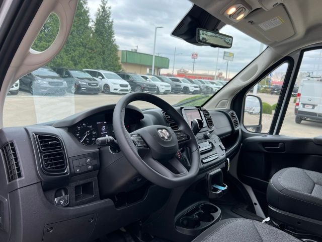 2025 RAM ProMaster 2500 TRADESMAN 136 WB
