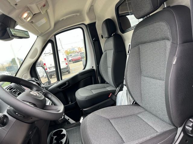 2025 RAM ProMaster 2500 TRADESMAN 136 WB