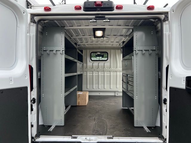 2025 RAM ProMaster 2500 TRADESMAN 136 WB