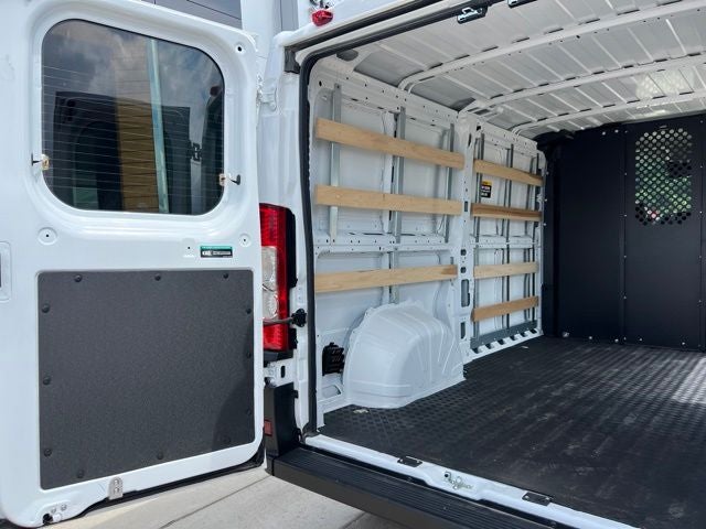 2025 RAM ProMaster 2500 Base 136 WB