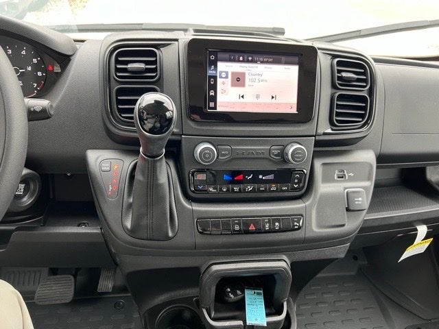 2025 RAM ProMaster 2500 TRADESMAN 136 WB