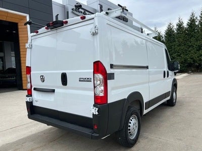 2025 RAM ProMaster 2500 TRADESMAN 136 WB
