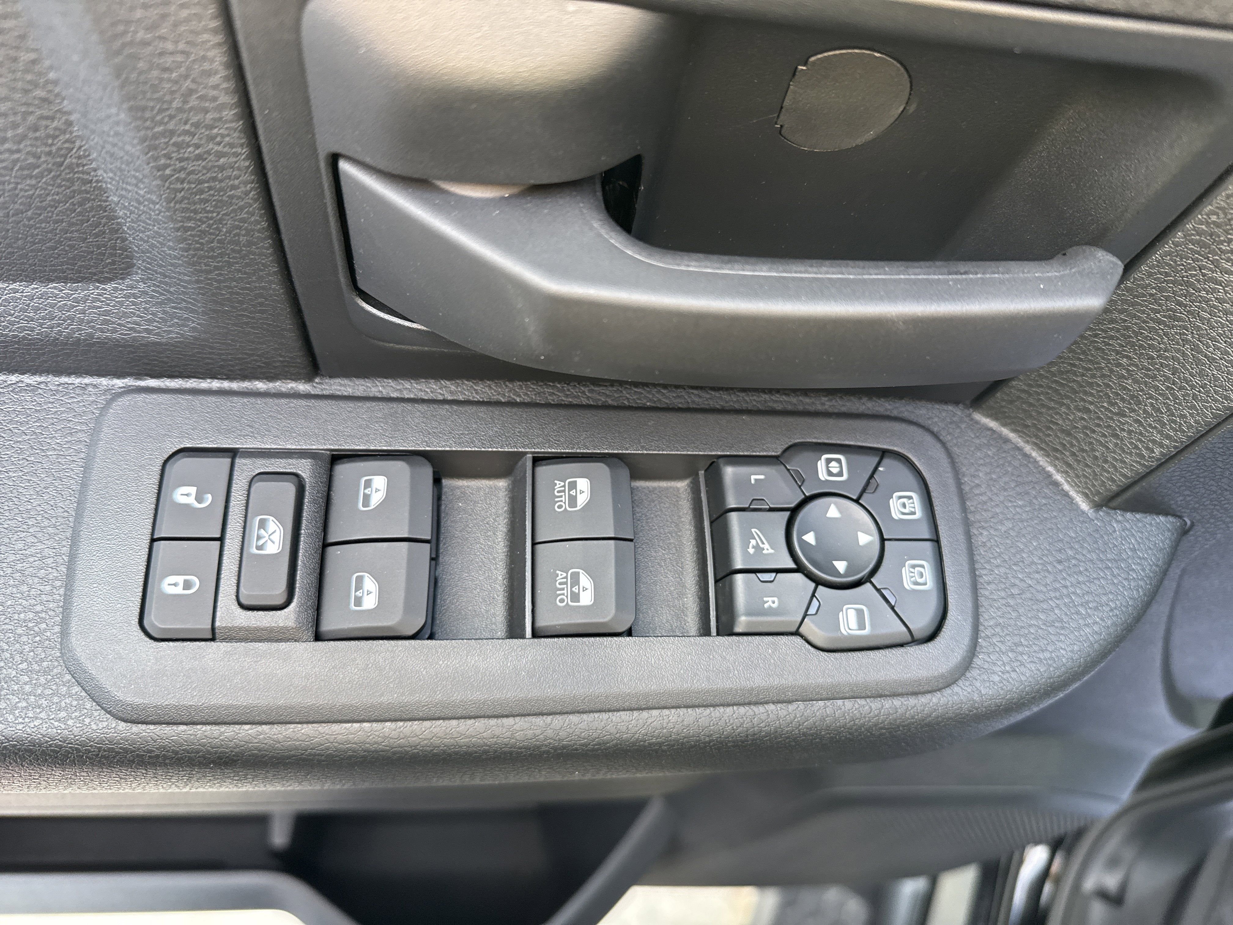 2026 RAM Ram 2500 Black Express 4x4 Crew Cab 6'4 Box