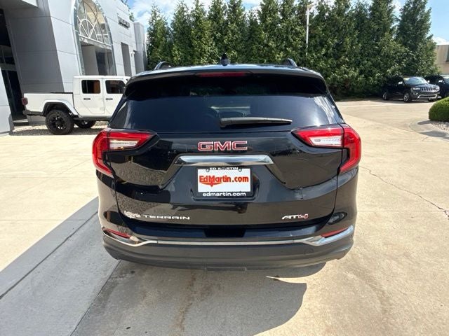 2023 GMC Terrain AT4