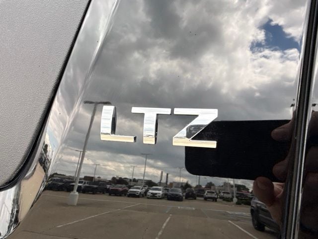 2011 Chevrolet Avalanche 1500 LTZ