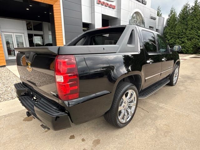 2011 Chevrolet Avalanche 1500 LTZ