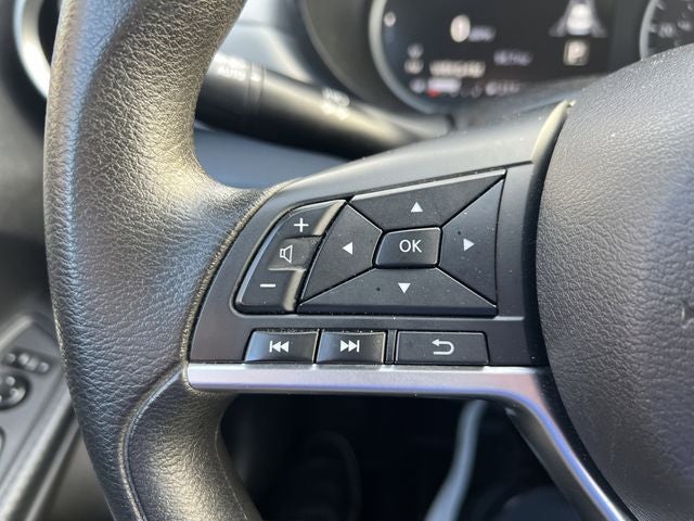 2022 Nissan Versa 1.6 SV