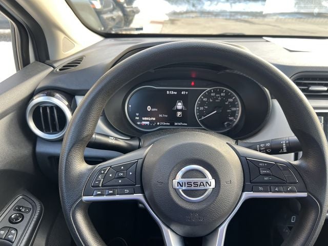 2022 Nissan Versa 1.6 SV