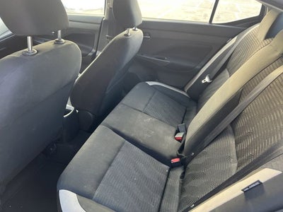 2022 Nissan Versa 1.6 SV