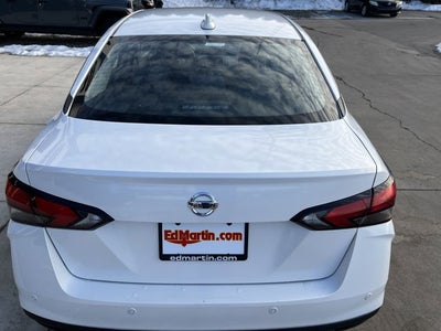 2022 Nissan Versa 1.6 SV