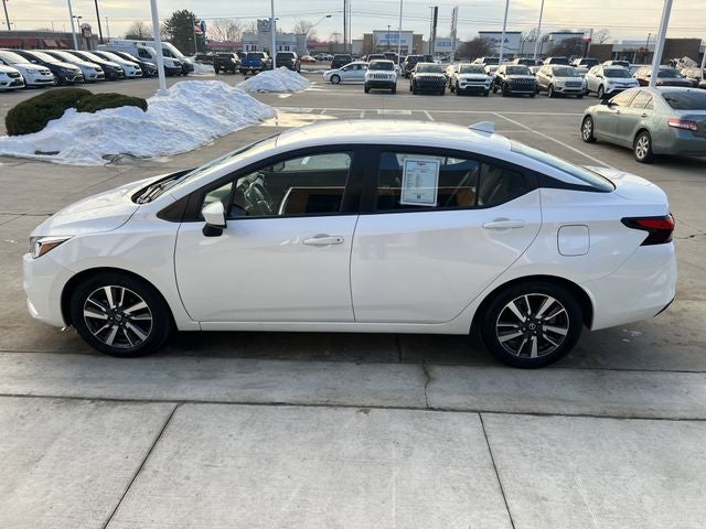 2022 Nissan Versa 1.6 SV