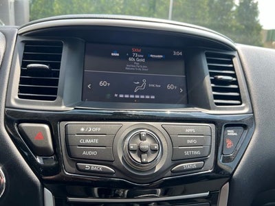 2020 Nissan Pathfinder SV