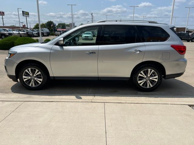 2020 Nissan Pathfinder SV