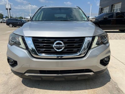 2020 Nissan Pathfinder SV