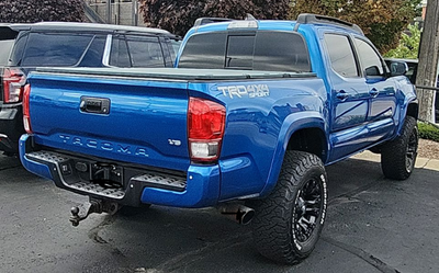 2017 Toyota Tacoma TRD Sport