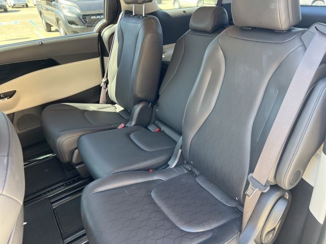 2024 Kia Carnival MPV SX