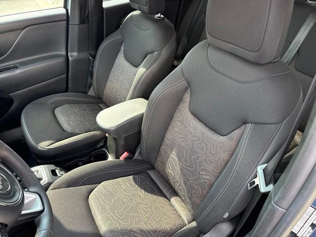 2023 Jeep Renegade Latitude UPLAND EDITION