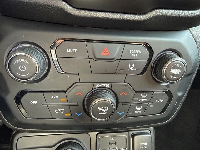 2023 Jeep Renegade Latitude UPLAND EDITION