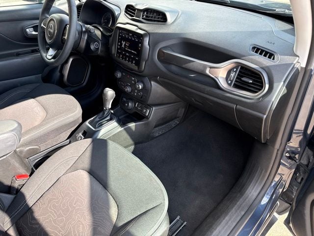 2023 Jeep Renegade Latitude UPLAND EDITION