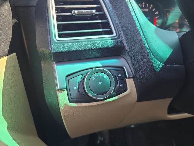 2016 Ford Explorer Base