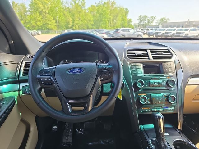 2016 Ford Explorer Base