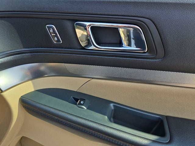 2016 Ford Explorer Base