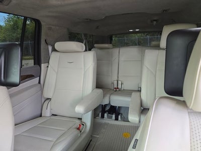 2024 Cadillac Escalade ESV Sport Platinum