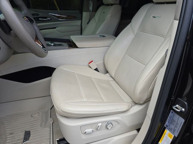 2024 Cadillac Escalade ESV Sport Platinum