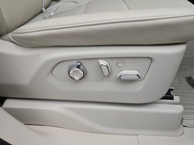 2024 Cadillac Escalade ESV Sport Platinum