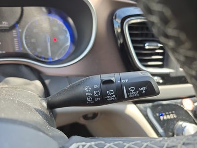 2023 Chrysler Voyager LX