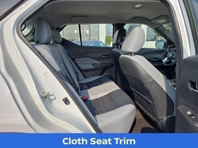 2023 Nissan Kicks SR