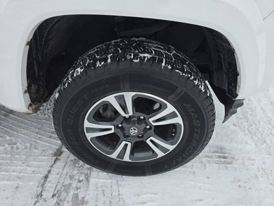 2017 Toyota Tacoma SR