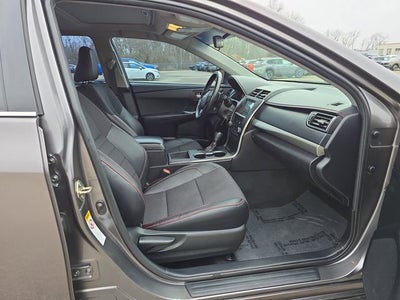 2016 Toyota Camry SE