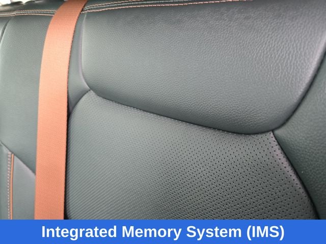 2022 Genesis GV70 2.5T