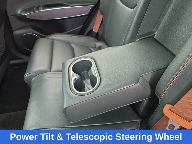 2022 Genesis GV70 2.5T