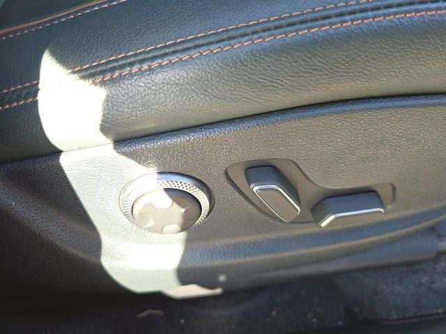 2022 Genesis GV70 2.5T