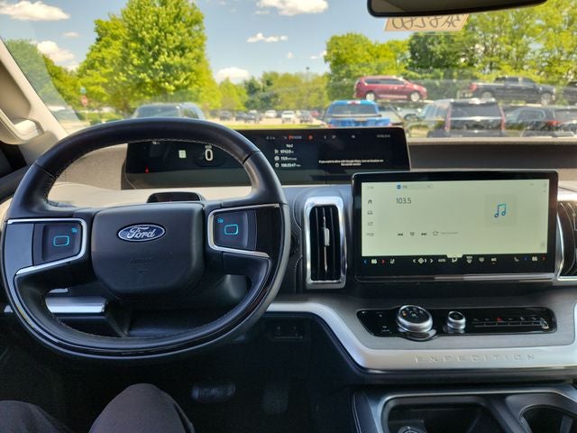 2025 Ford Expedition Max Platinum