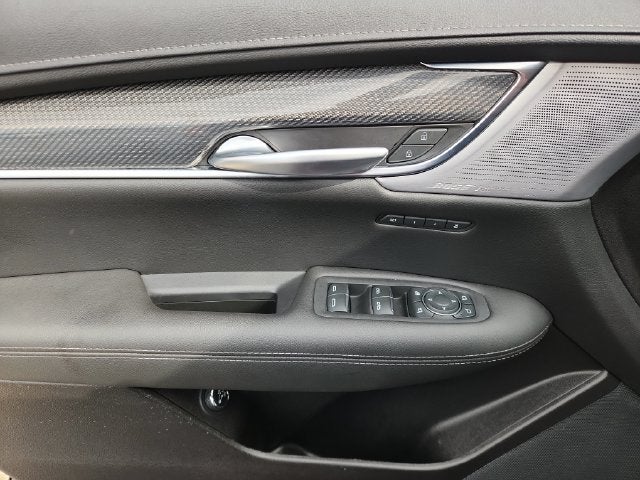 2023 Cadillac XT5 Sport