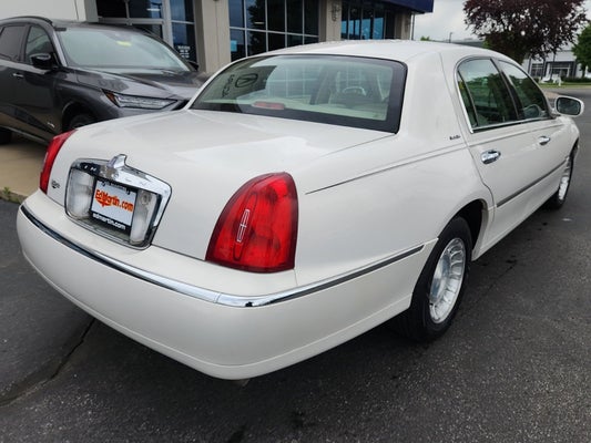 2000 Lincoln Town Car Executive in Indianapolis, IN - Ed Martin Automotive Group