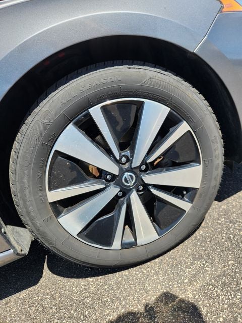 2021 Nissan Altima 2.5 SV