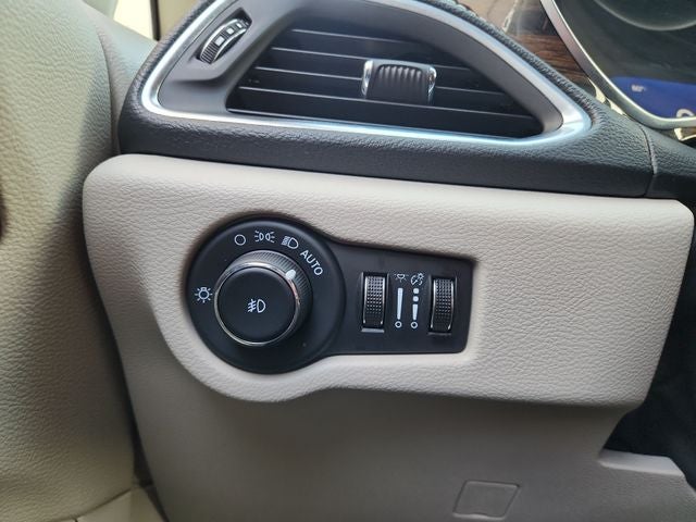 2023 Chrysler Pacifica Hybrid Limited