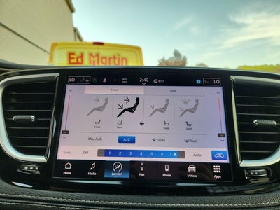 2023 Chrysler Pacifica Hybrid Limited